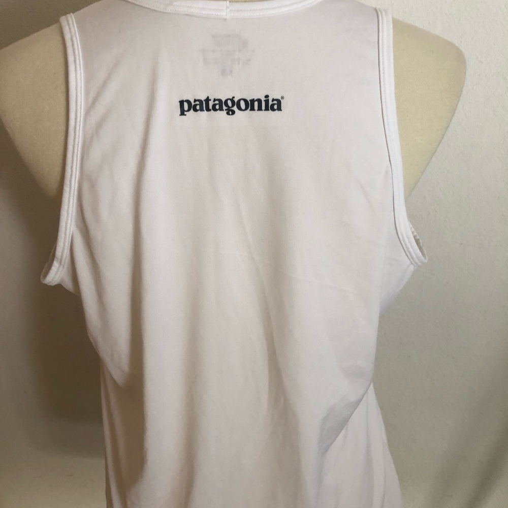Patagonia Capilene Base Layer Ski Tank XL Ski & Tea White Graphics Pullover